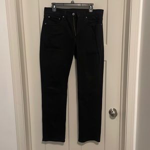 Men’s black Levi 514 jeans
